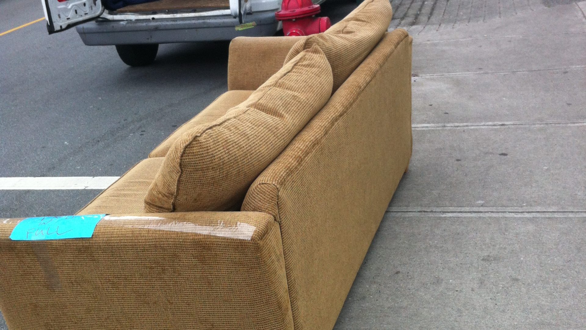 Couch Removal Vancouver Old Furniture Pick Up Sam's Junk Removal