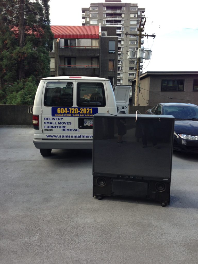Big screen TV. TV removal and recycling | Vancouver