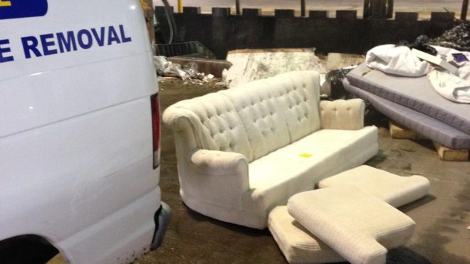 Junk Removal - Mattress / Box Spring Disposal in Vancouver. Ex. couch, sofa, loveseat, mattress, boxspring, bed, table, etc.